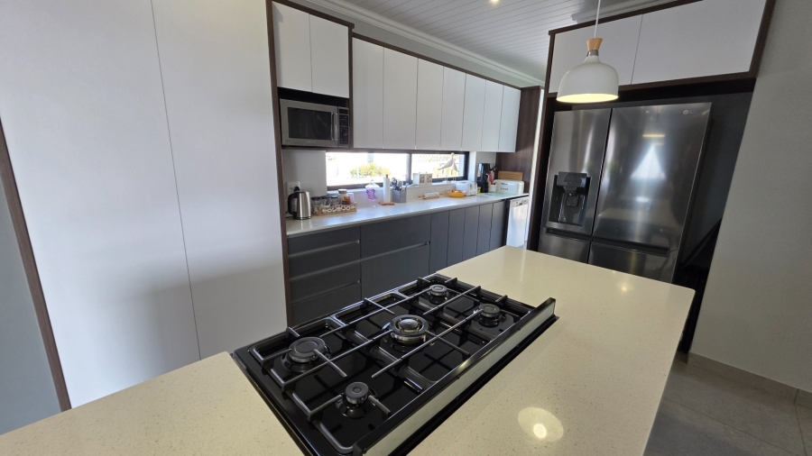 3 Bedroom Property for Sale in Island View Western Cape